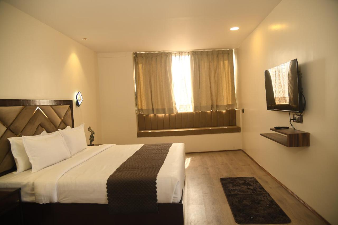Cloud Social Hotell Shillong Exteriör bild